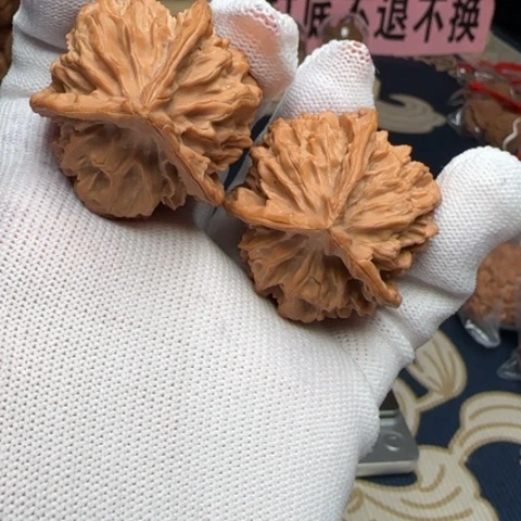 文玩核桃吊坠全品帝王三棱42