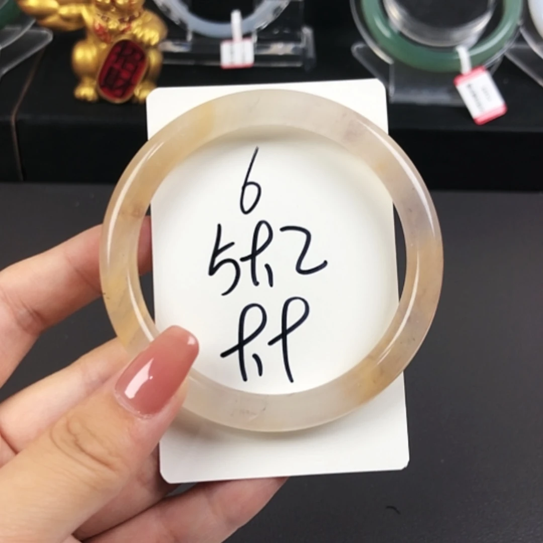【闪购商品】石英质玉手镯未镶嵌6