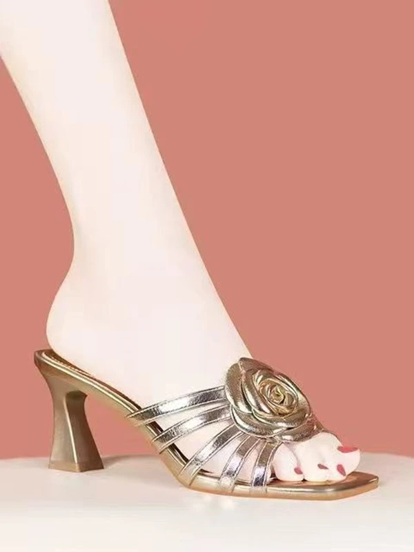 2024新款花朵真软皮拖鞋夏天外穿时尚粗跟凉拖一字拖凉鞋小香风