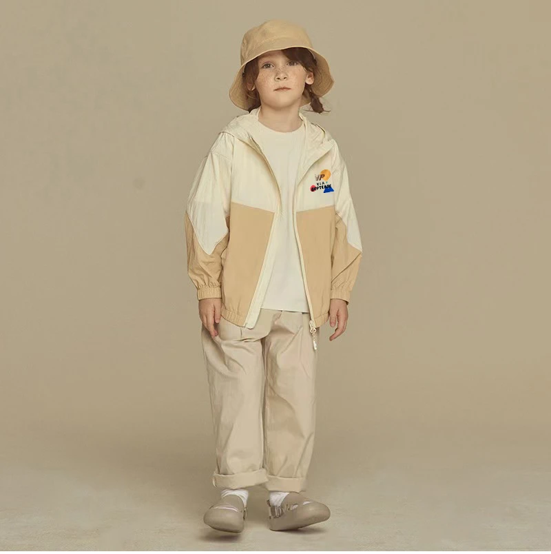 春夏款韩版拼接撞色儿童轻薄夹克连帽中大童薄风衣拉链外套