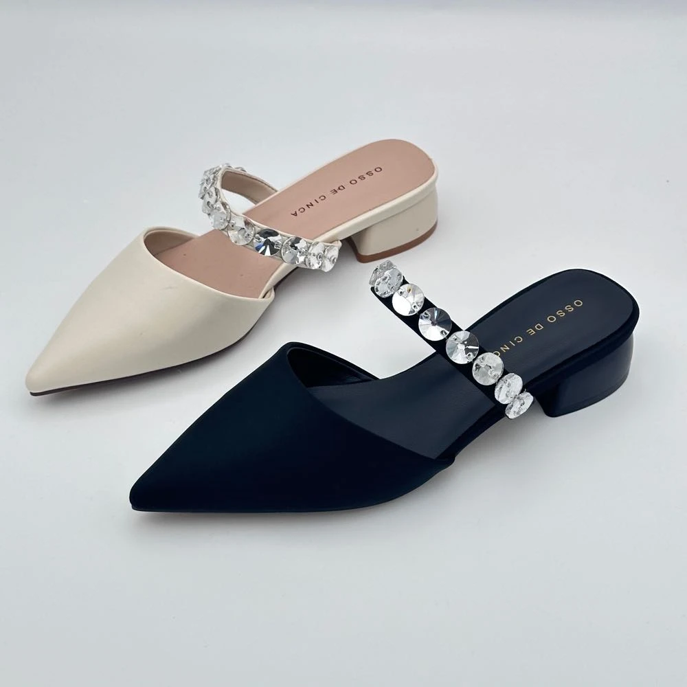 新款时尚气质款包头拖鞋527217