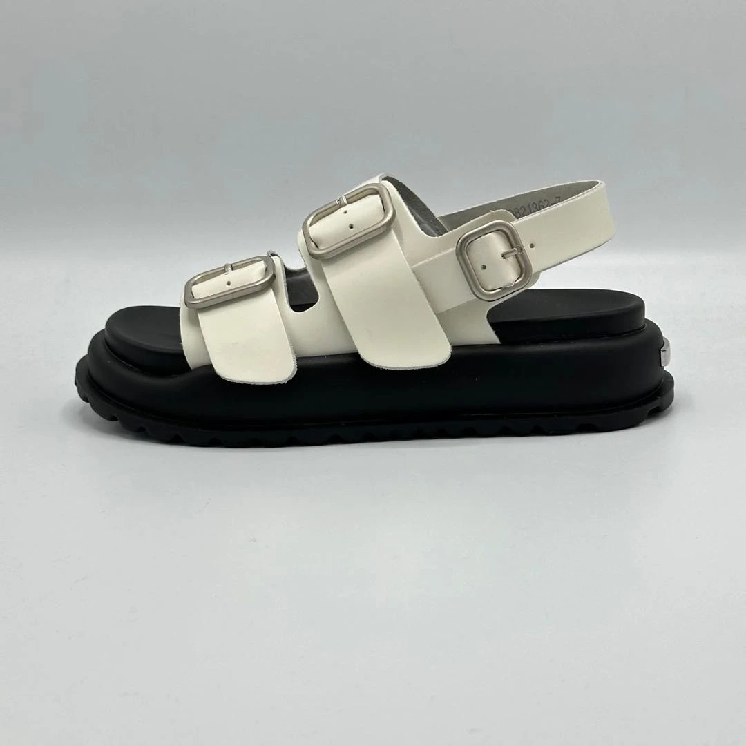 N厚底潮流时尚凉鞋821362-7