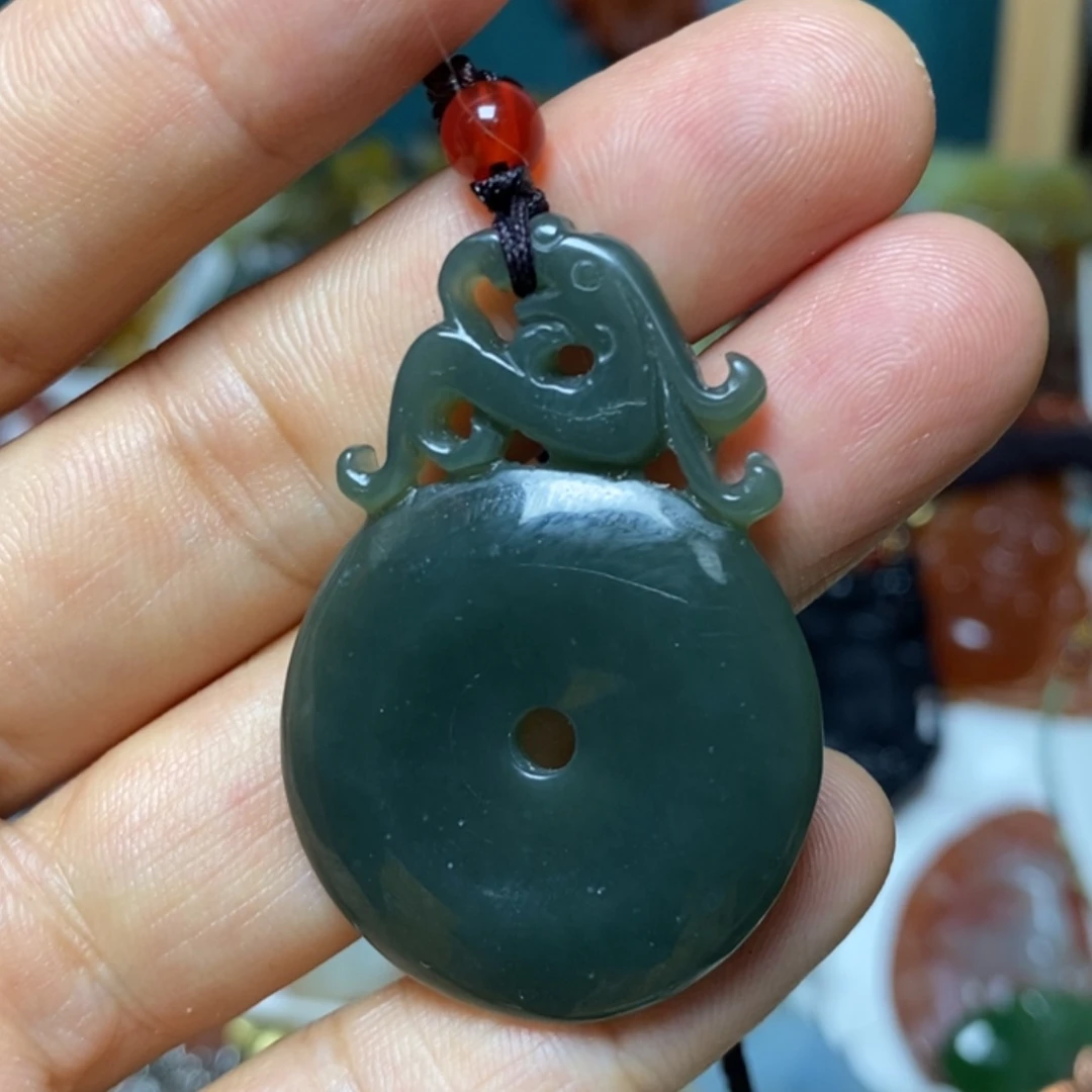【闪购商品】蛇纹石玉吊坠未镶嵌