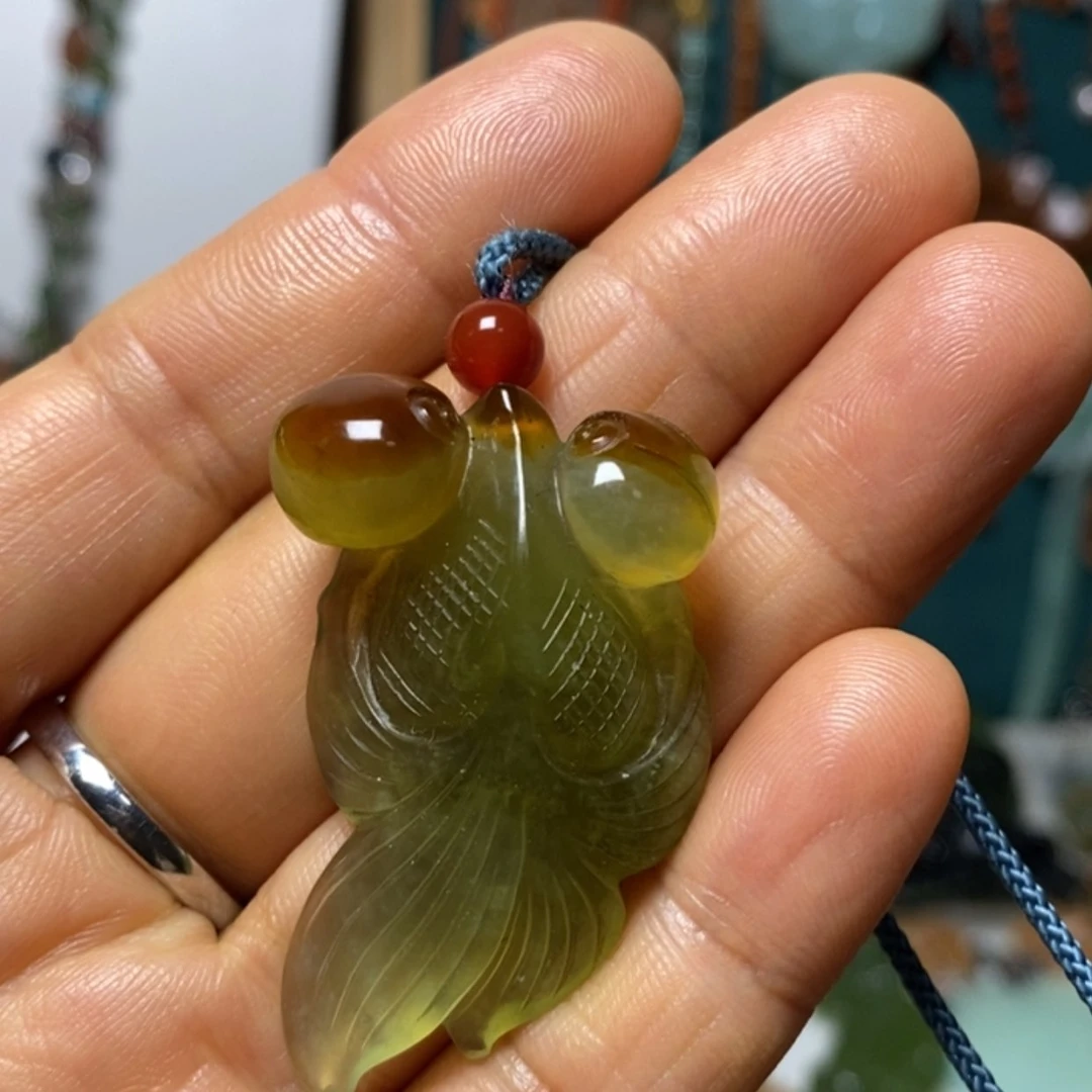 【闪购商品】蛇纹石玉吊坠未镶嵌