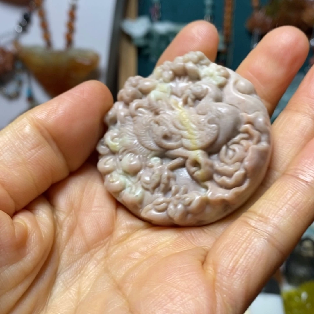 【闪购商品】蛇纹石玉吊坠未镶嵌