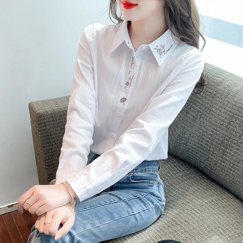 春秋季2025年女装新款时尚刺绣棉布衬衫气质减龄百搭长袖打底衬衣