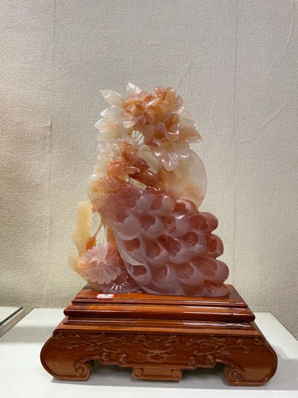 玉石雕刻红花冰摆件家居送礼孔雀90号链接