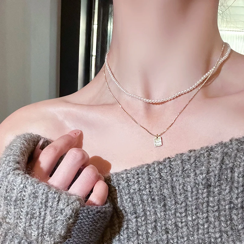 SHOWDIGU 铜合金仿珍珠项链 气质双层叠戴贝珠项链复古高级感颈链