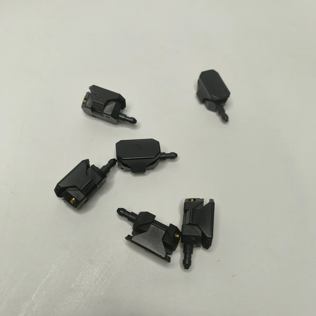 解放原厂装车三孔雨刷喷嘴，适用解放全系车型