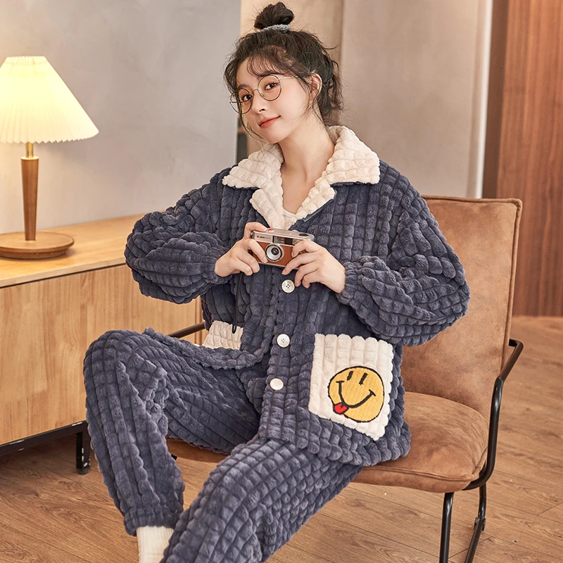 冬天加厚加绒新款睡衣女生宽松舒适轻奢时尚简约家居服可外穿套装