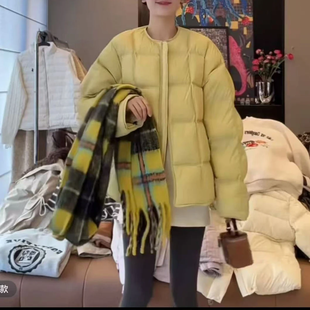 2024年秋冬新款韩版洋气纯色高级感圆领棉服女时尚爆款加厚外套