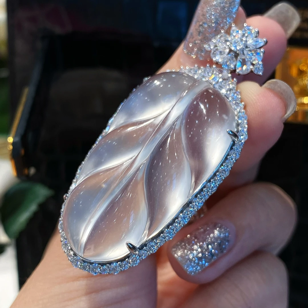 VISING天然缅料石英质玉水沫子大叶子吊坠可拆卸后盖气质轻奢时尚