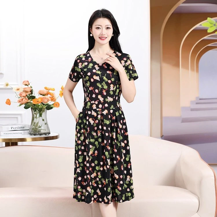 中老年妈妈夏季碎花短袖连衣裙新款时尚气质显瘦中长款口袋裙子
