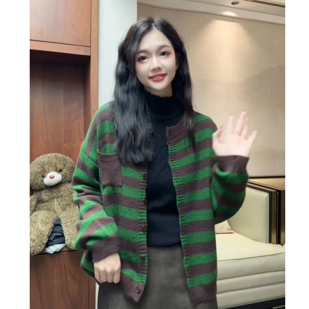 88766条纹针织圆领开衫休闲时尚春秋长袖上衣