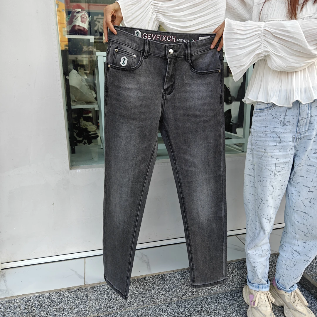 秋冬新款高档烟灰色修身小直筒男士牛仔裤时尚休闲弹力舒适软牛仔