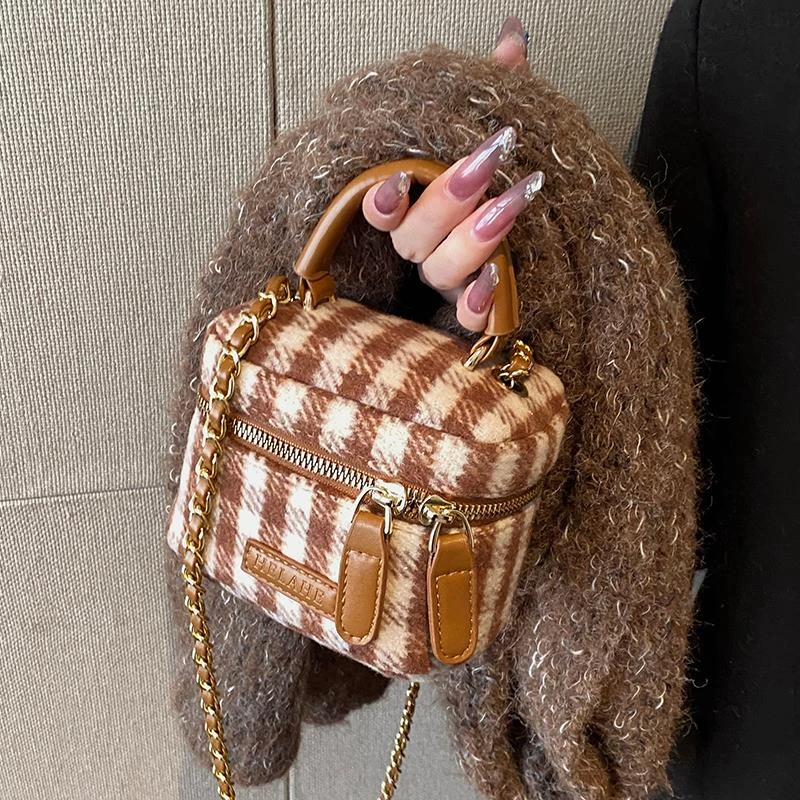 迷你包包韩系高级感百搭水桶包2025新款秋冬女士链条斜挎包手提包