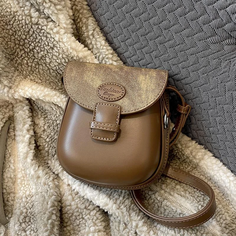 高级感复古小众包包女2025新款流行爆款斜挎包时尚百搭手机包女士