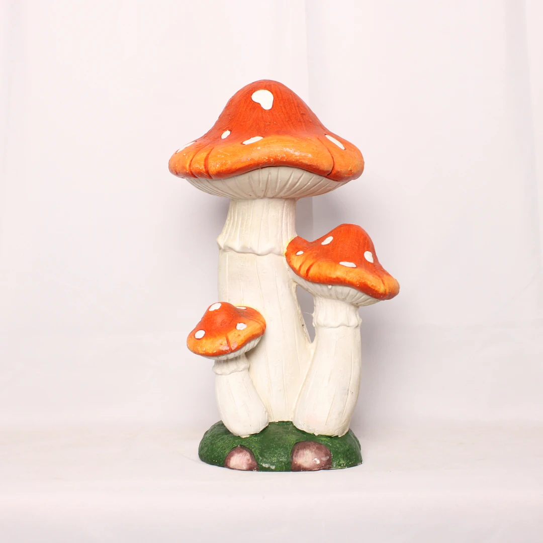 新款蘑菇花园卡通庭院乡村餐厅装饰仿真植物户外幼儿园景观摆件