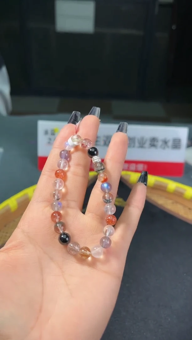 【闪购商品】水晶手链银S925镶嵌79多样式发其一