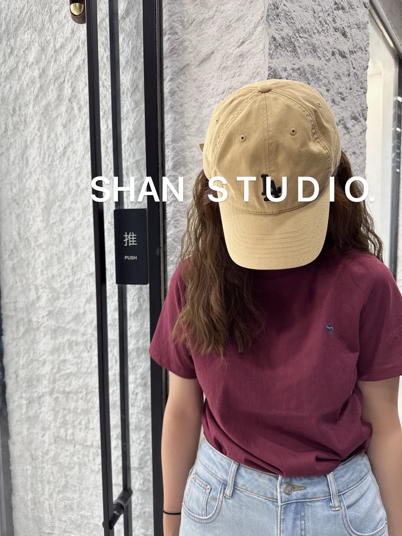 高货【小鹿短袖】SSJ 正肩显瘦刺绣小鹿短袖～衣长53左右