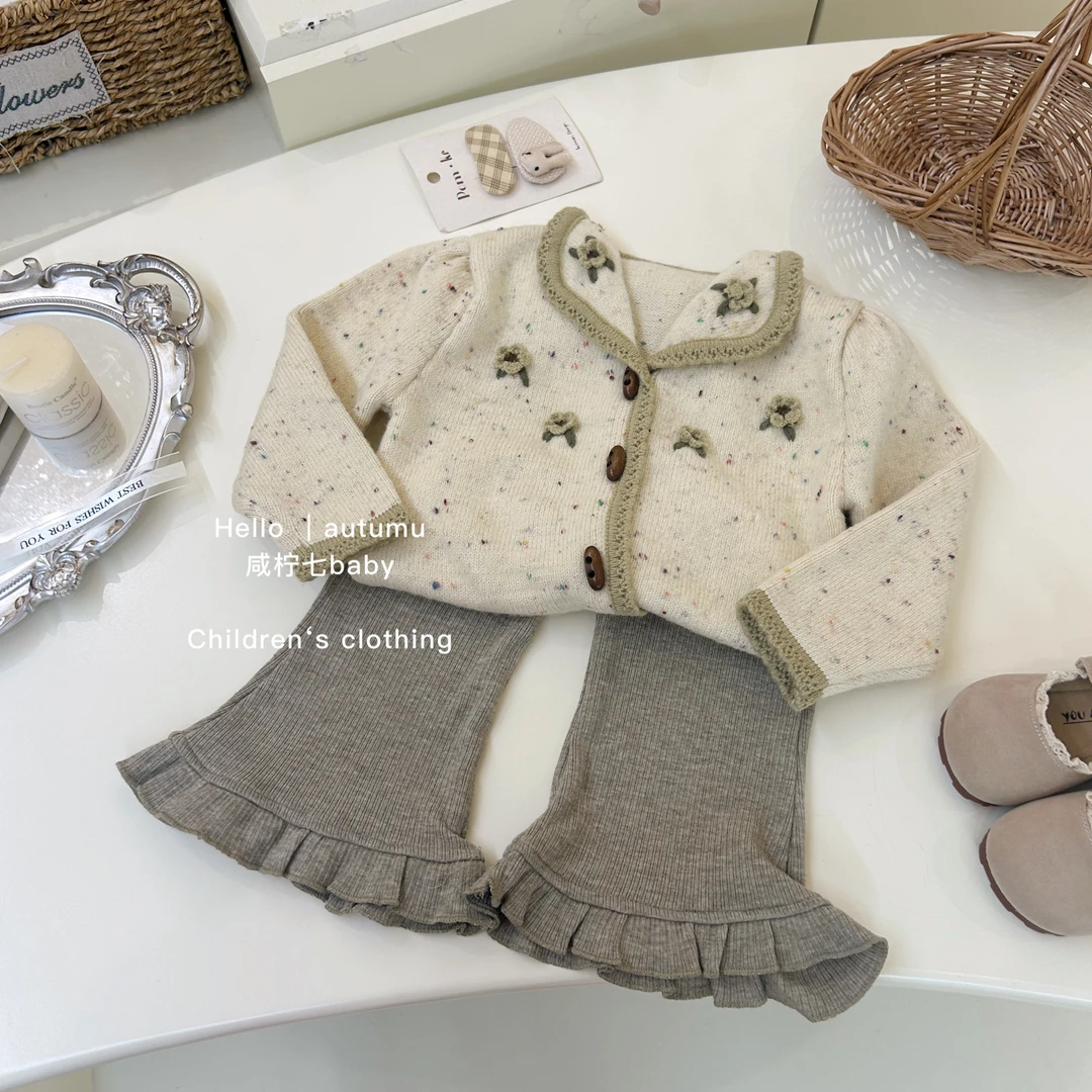 【现】女童毛衣2024新款复古开衫女童秋季上衣花朵儿童开衫秋