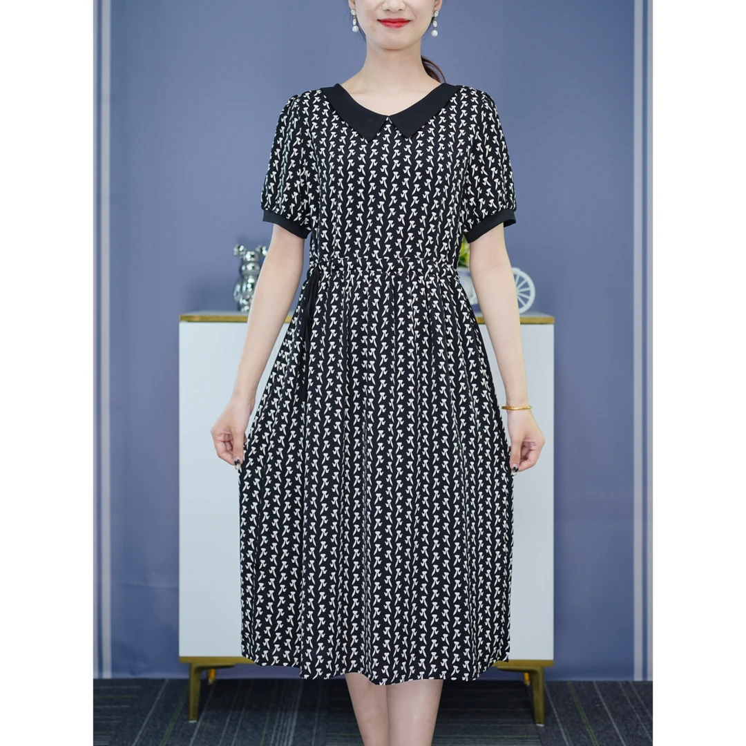 中老年妈妈高档洋气连衣裙2025夏季胖mm大码女装气质遮肚显瘦裙子