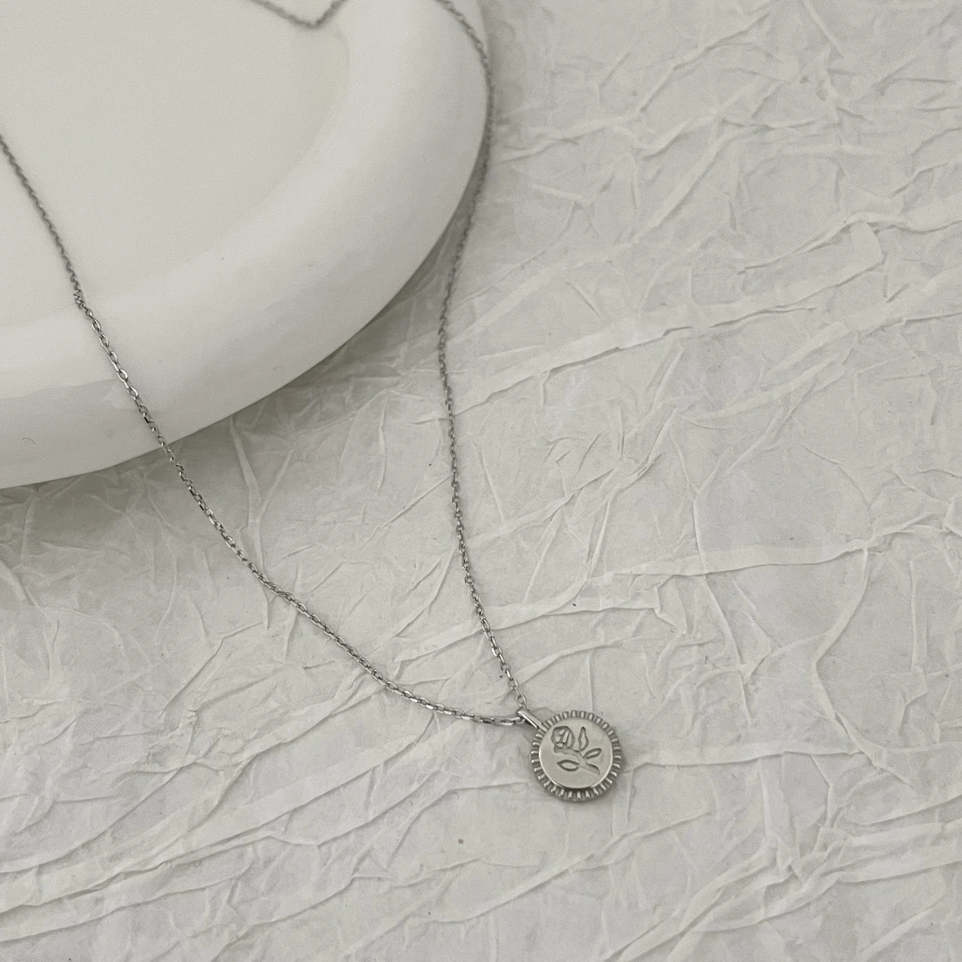 坠链均925银 韩ins风时尚百搭气质简约 圆牌玫瑰项链经典轻奢精致