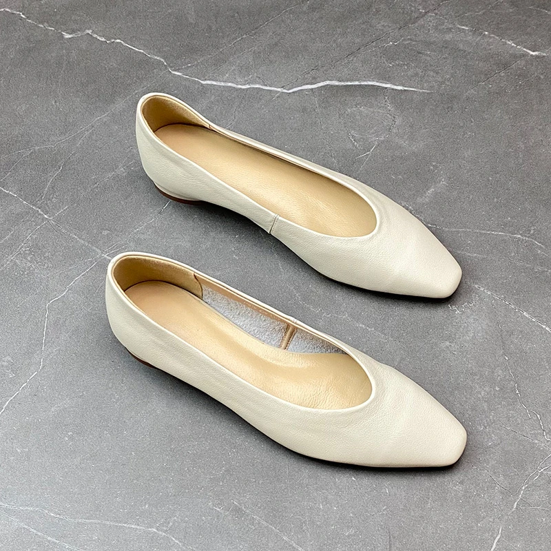 朴素 单鞋女2025夏新款百搭低跟软皮浅口真皮一脚蹬平底奶奶鞋