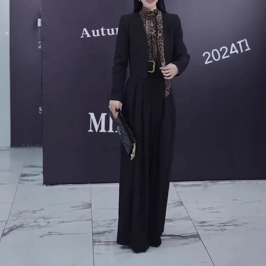 241105时尚气质潮流秋冬新款御姐范时尚高级感短外套阔腿裤套装