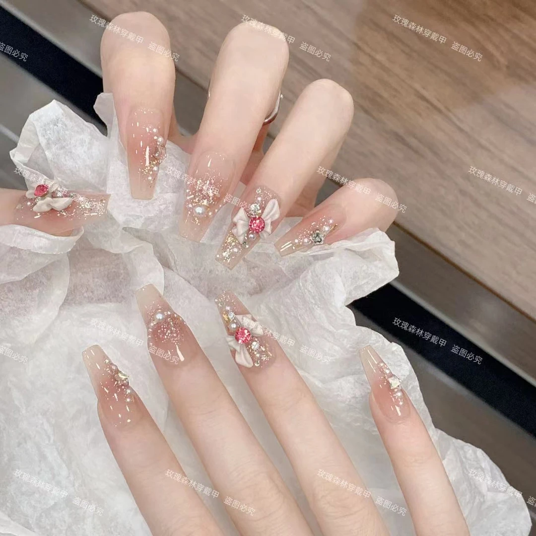 蔷薇蜜茶 玫瑰森林纯欲公主风手工穿戴甲碎钻腮红奢华美甲