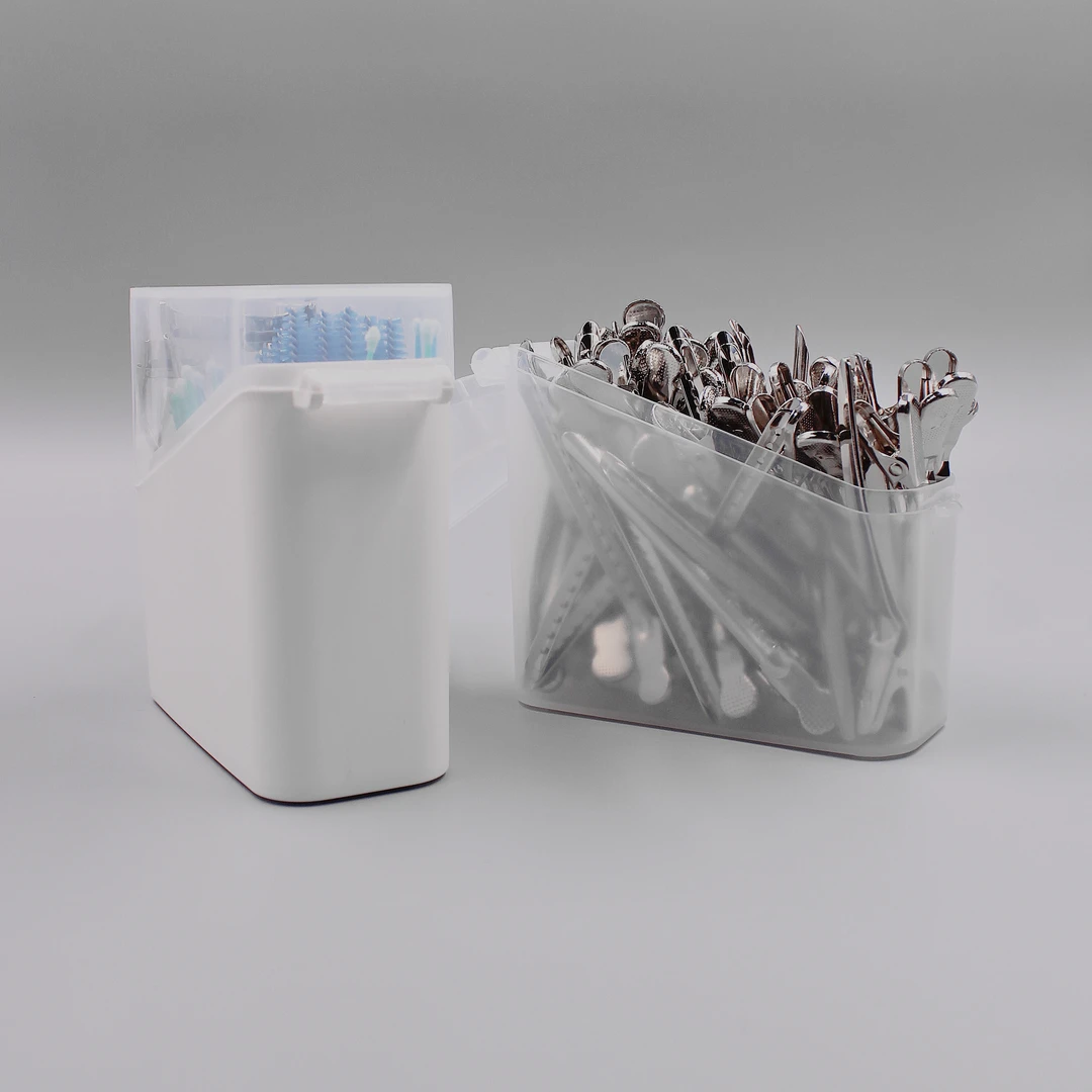 带盖防水易清理专业化妆小工具收纳盒便携睫毛夹收纳化妆盒化妆师