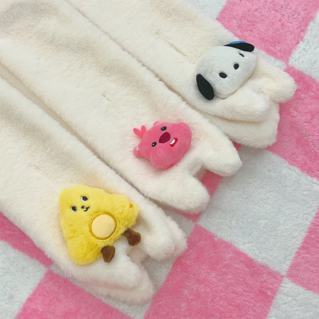 可爱帕恰狗围巾2024新款卡通可爱毛绒保暖围巾高级感秋冬爆款围脖