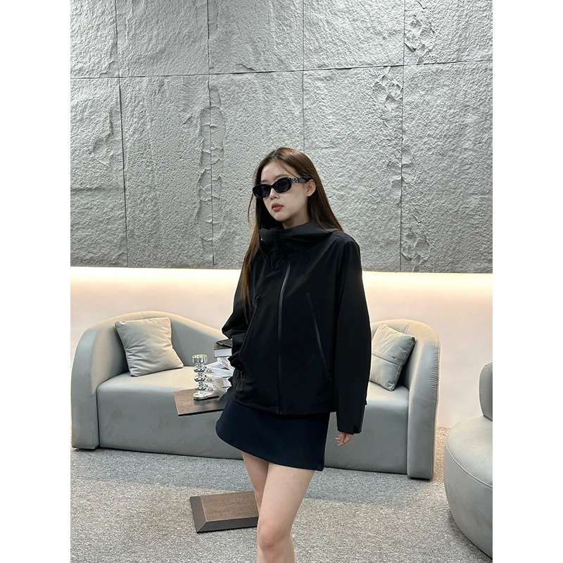 明星同款范爷夏季秋季女外套显瘦休闲气质时尚百搭连帽冲锋衣