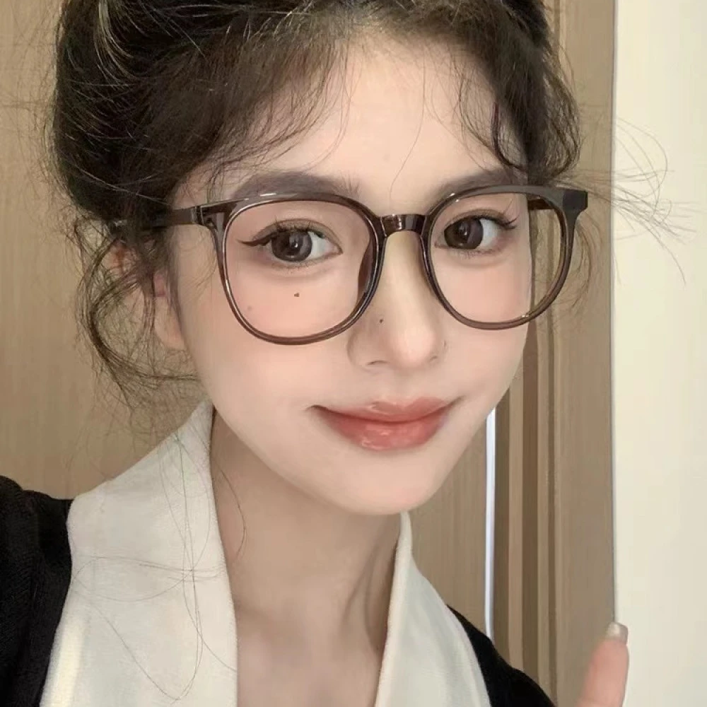 高级显白栗子棕显白眼镜框调皮可爱学院可配近视女防蓝光超轻圆框