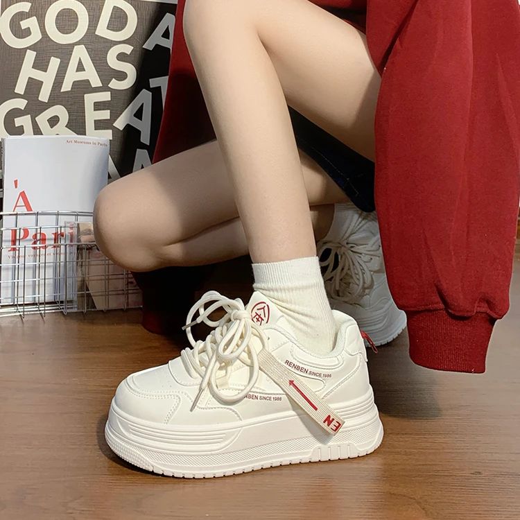 人本厚底小白鞋男女2025新款春秋今年流行爆款情侣增高休闲运动鞋