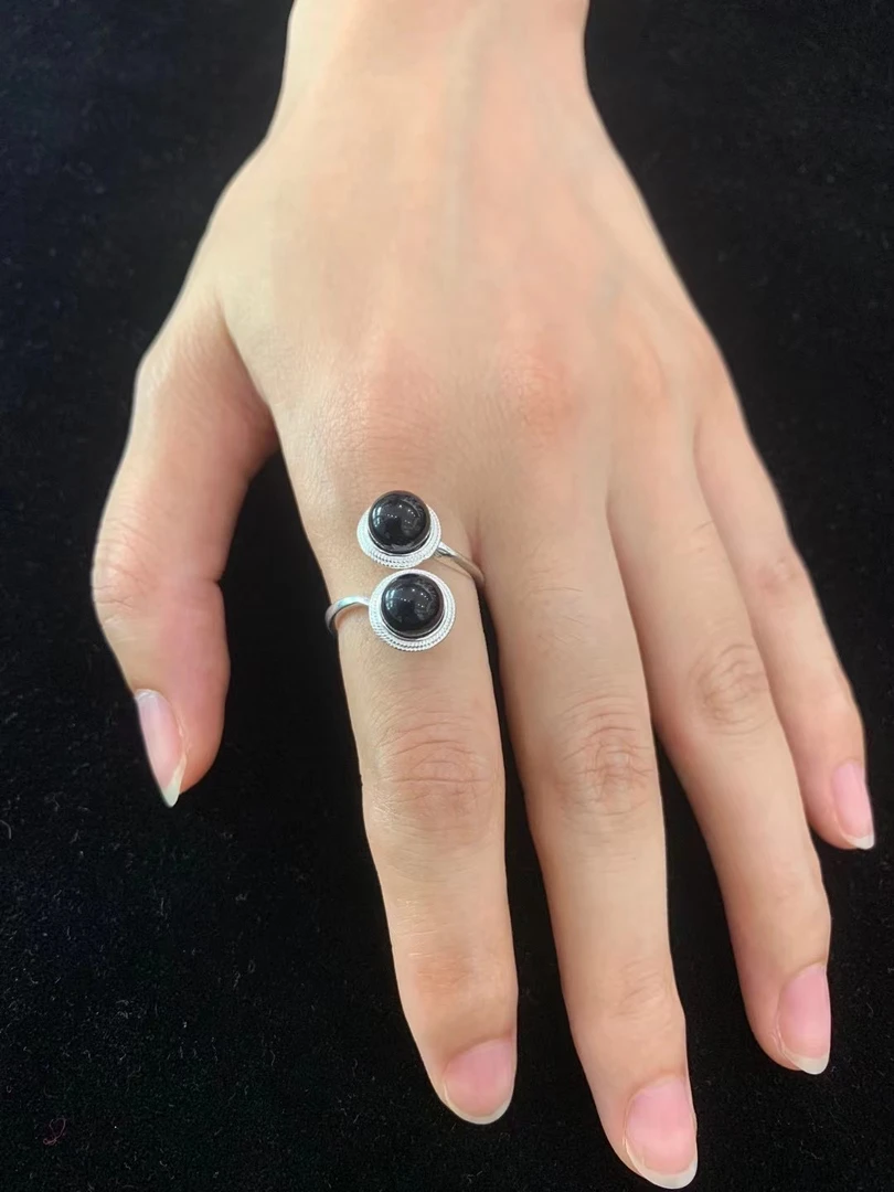 足银仿水晶戒指 双排黑珠大凉山足银戒指精致简约时尚通勤