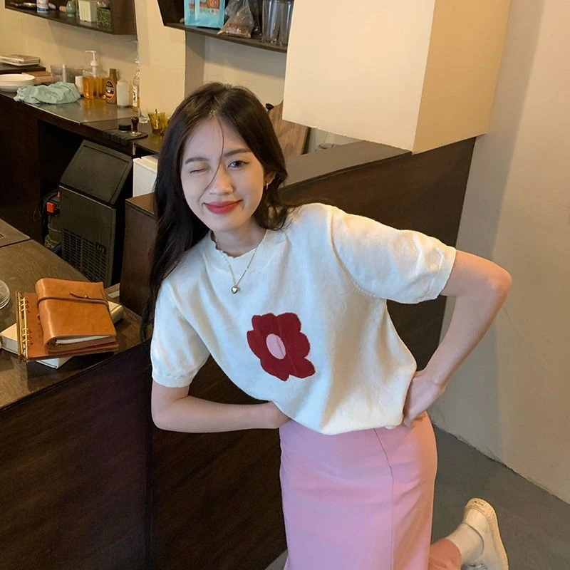 短袖t恤女2023年新款花朵印花针织衫夏季设计感小众宽松内搭上衣