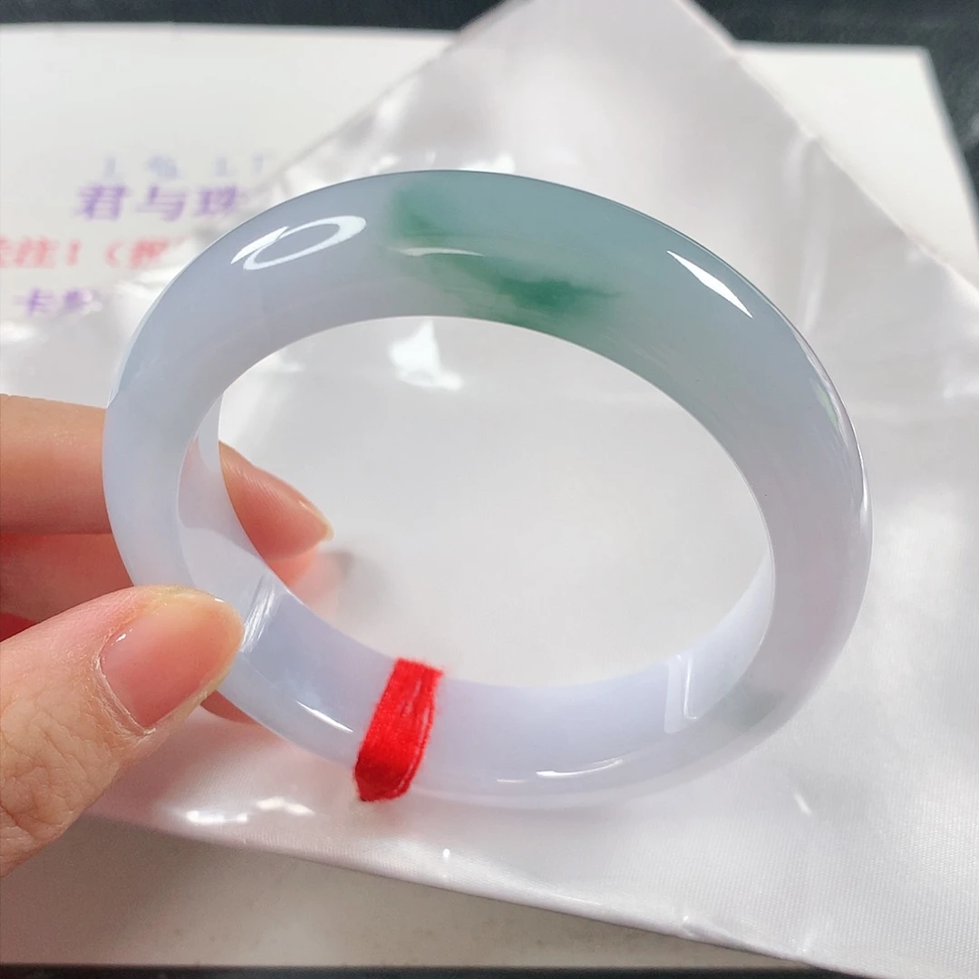 翡翠手镯未镶嵌 正圈