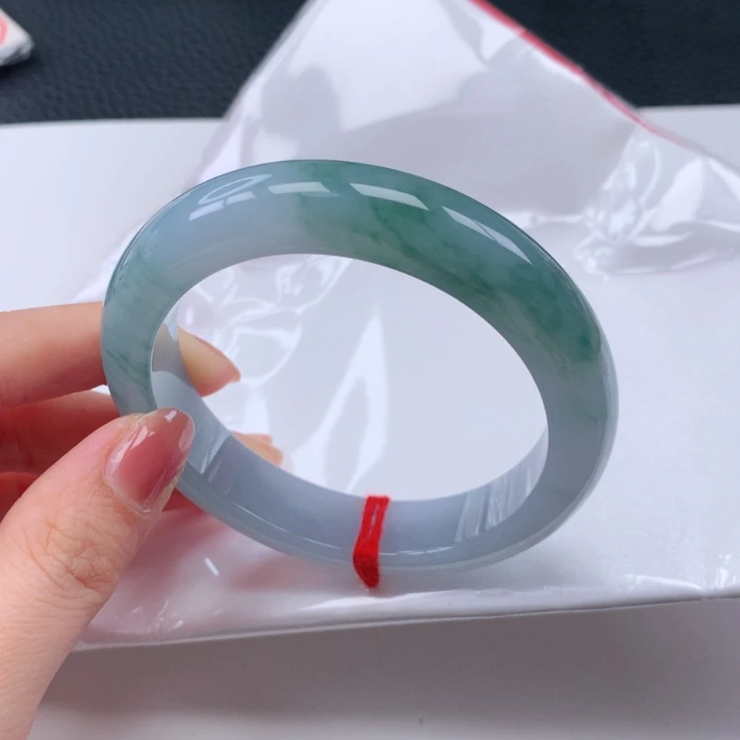 【闪购商品】翡翠手镯未镶嵌郭*杰