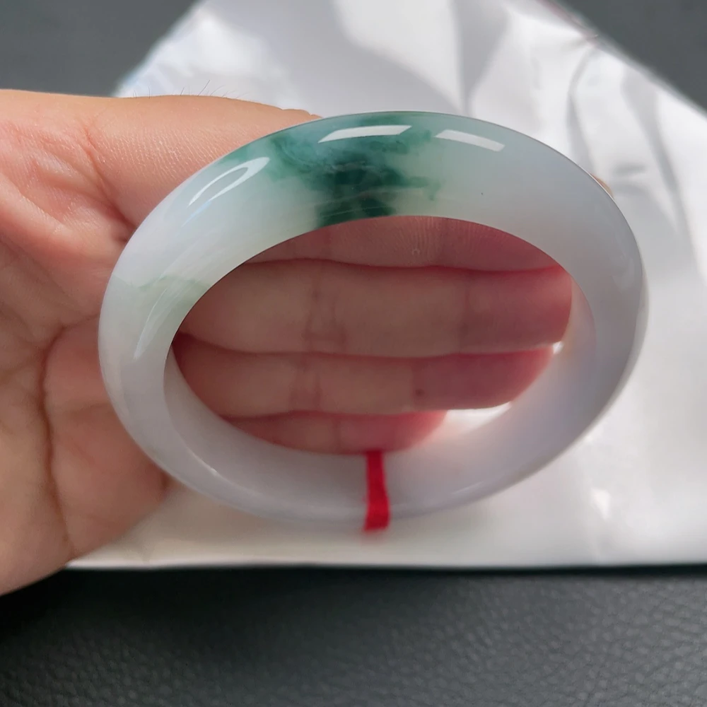 56圈口牛奶底飘花缅甸天然翡翠A货