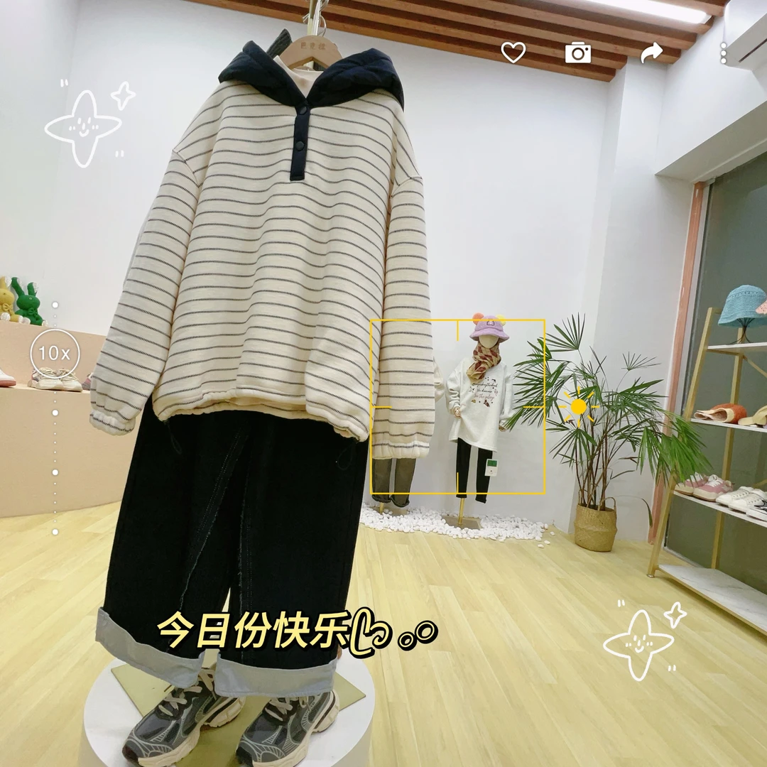 中大童女童卫衣2024冬季连帽条纹韩版加绒加厚羊羔绒卫衣81162