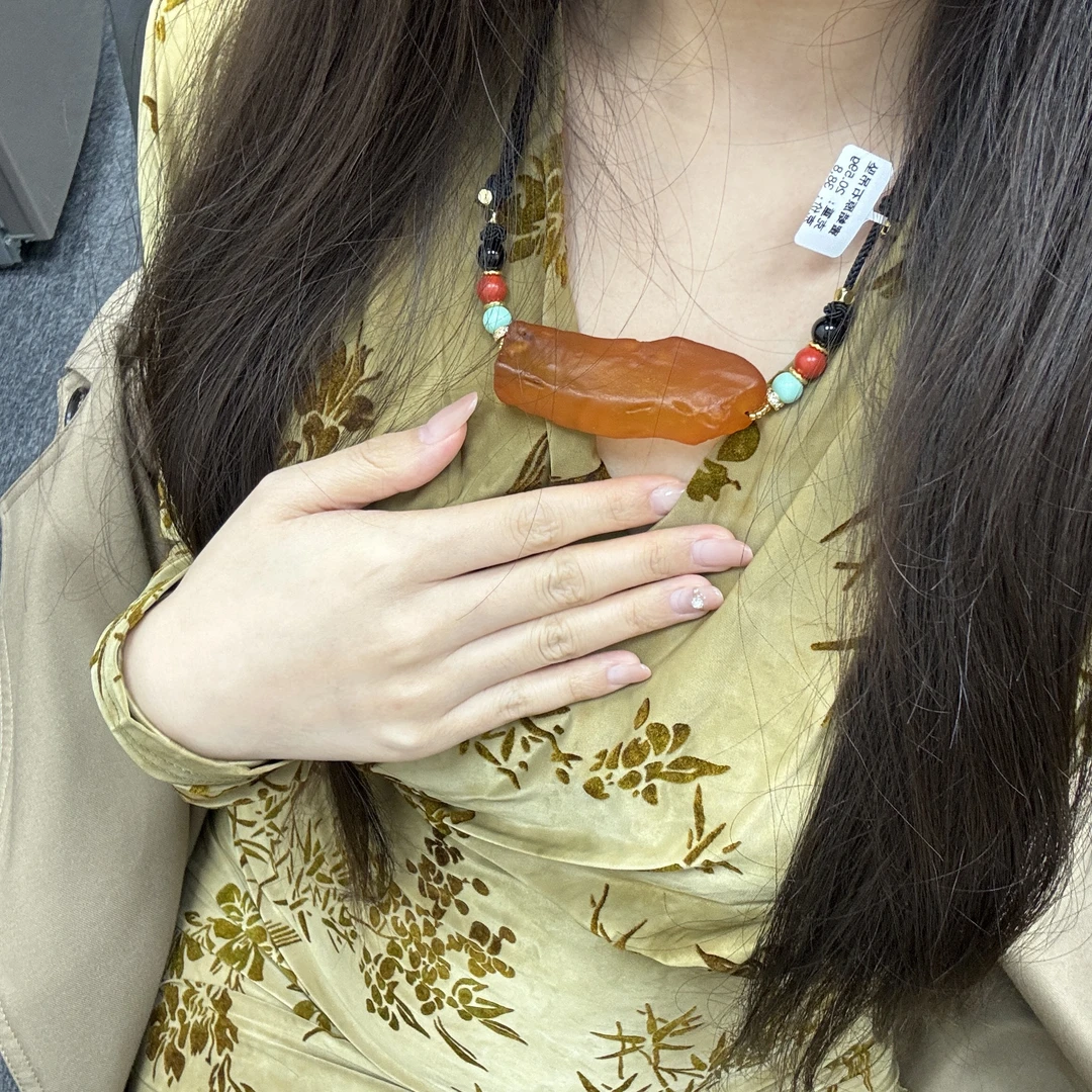 70.6*23.0*19.0mm原石吊坠·小妖珠宝天然原矿琥珀蜜蜡