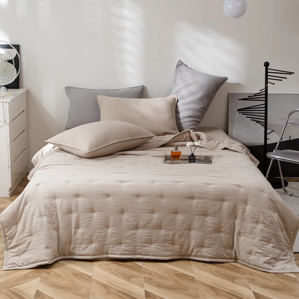 摩妮卡系列空调被简约纯色可水洗夏凉被芯薄款单人双人夏被子