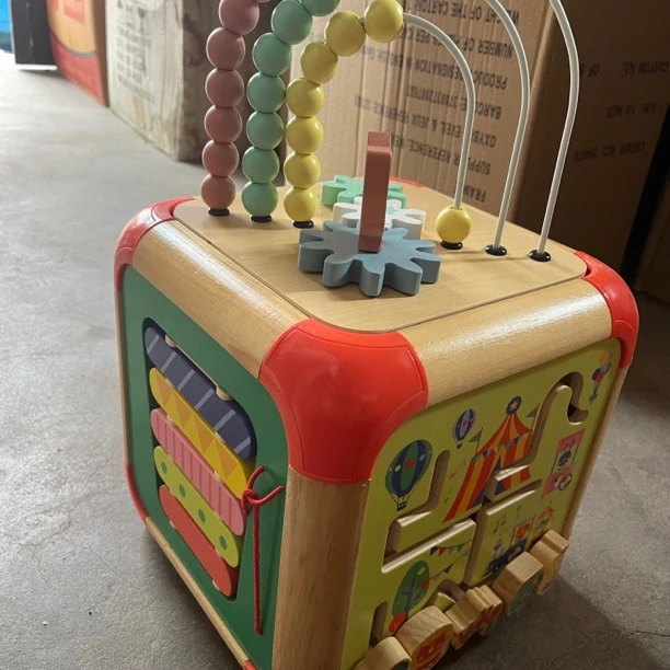 木制绕珠多功能百宝箱（没有彩盒 微瑕）