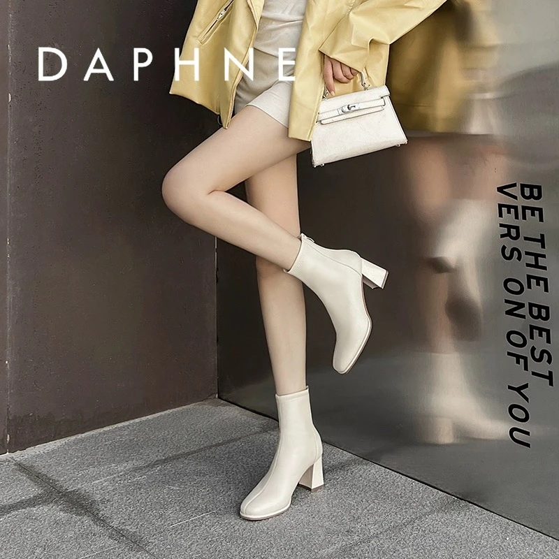 达芙妮2023秋冬新款短靴女粗跟高跟方头百搭网红弹力显瘦瘦马丁靴