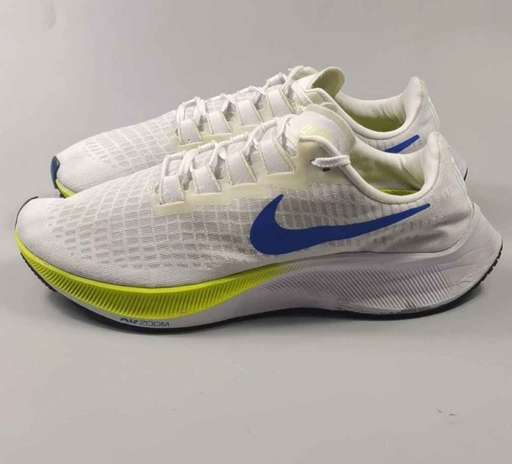 二手正品 43码 耐克Air Zoom Pegasus飞马37跑步鞋