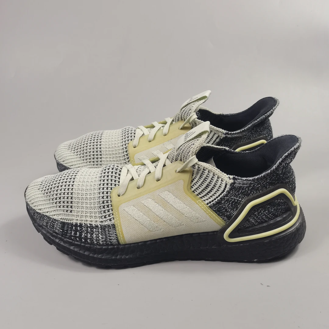 二手42.5码/Adidas ultra boost UB19 跑鞋B37703 公价877