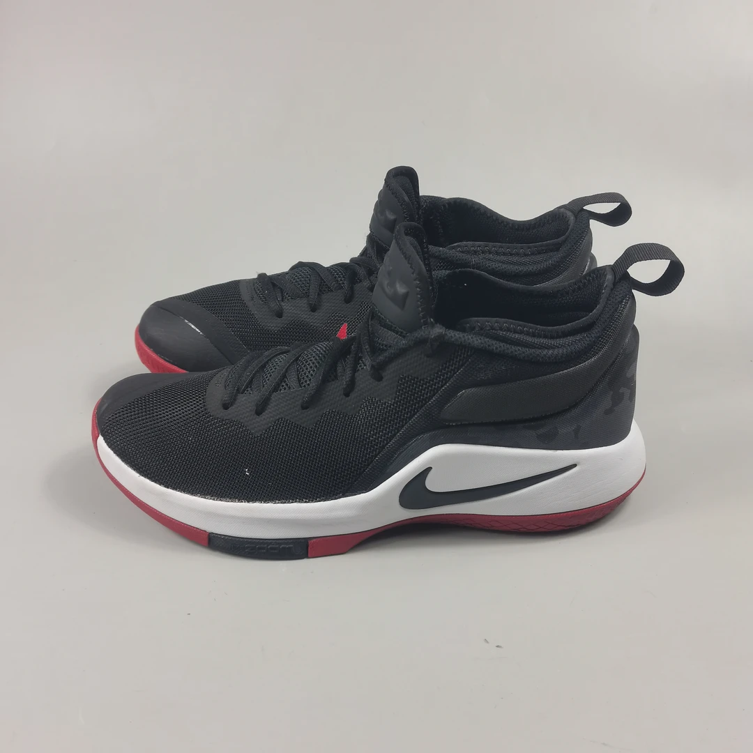 二手正品 42.5码 Nike LeBron Witness II EP LBJ 篮球鞋 公价765