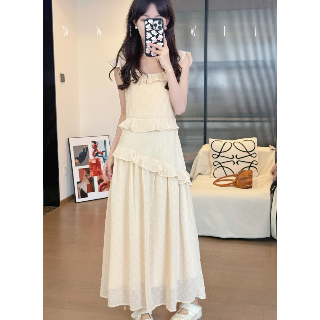 【是玮玮哦】米白色小飞袖修身显瘦不规则连衣裙   W2024111412