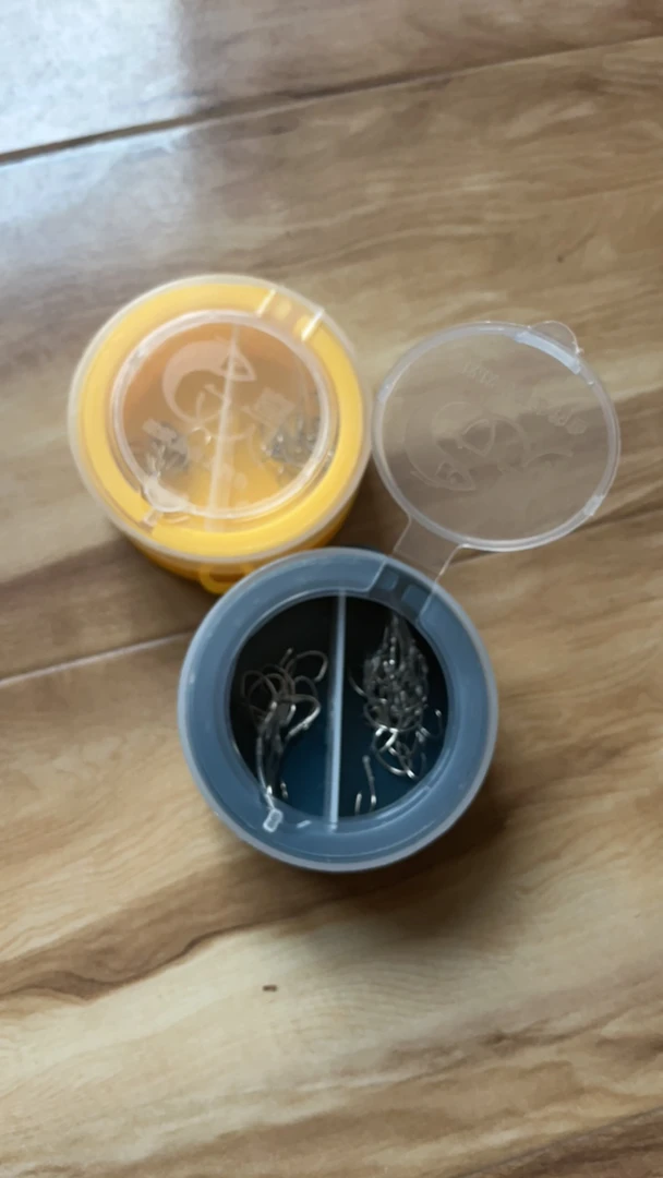 串钩子线收纳盒